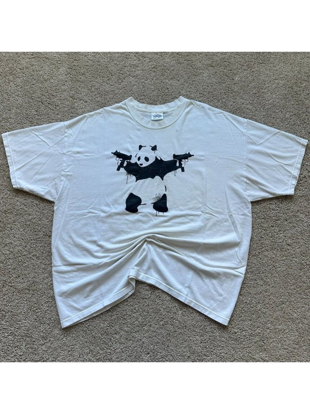 Vintage Y2K Banksy Panda Guns T-Shirt White XXL Punk Graffiti Skater Graffiti